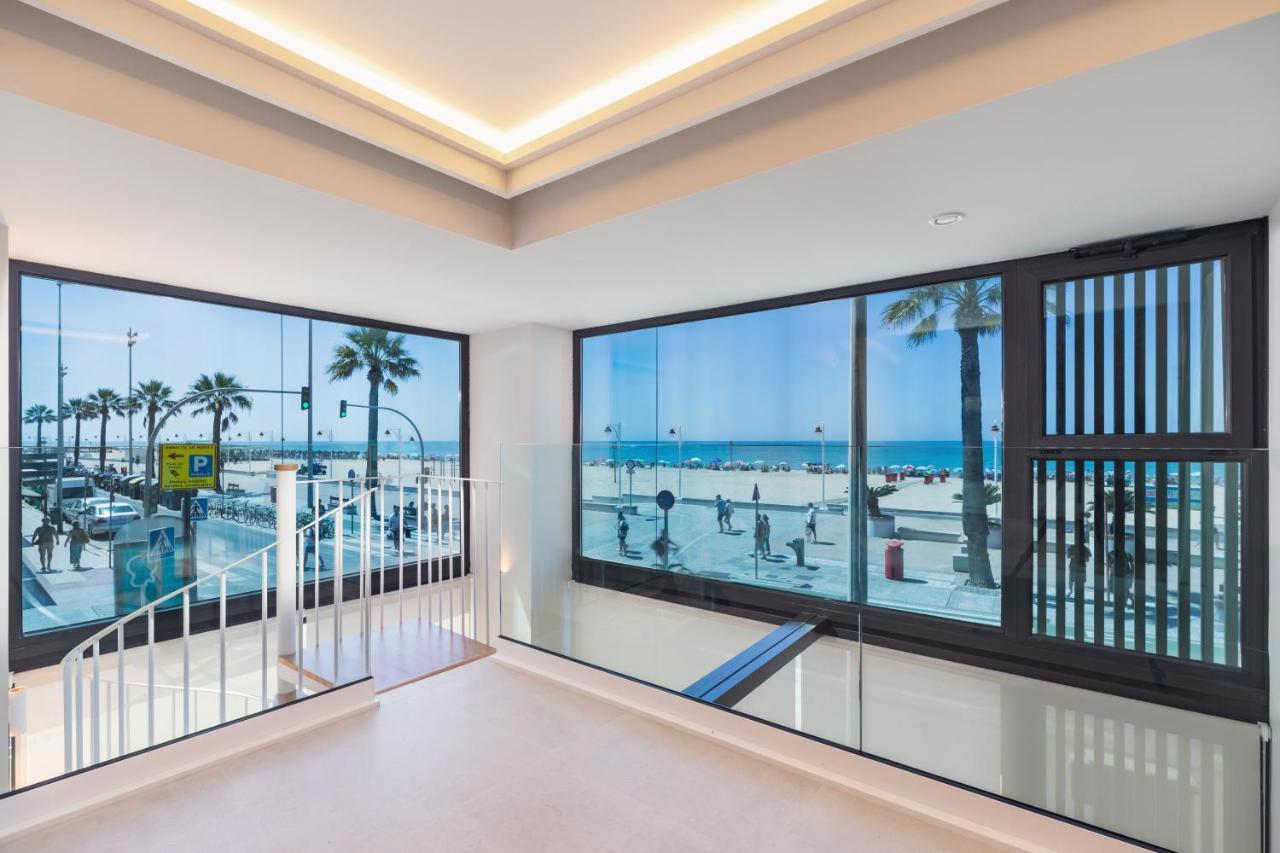 Apartamentos Playa Victoria Кадис Экстерьер фото